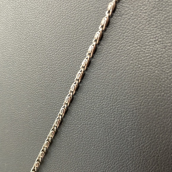 Vintage 1928 Roses Glass Intaglio Cameo Flower Floral Pendant Necklace - Picture 3 of 7